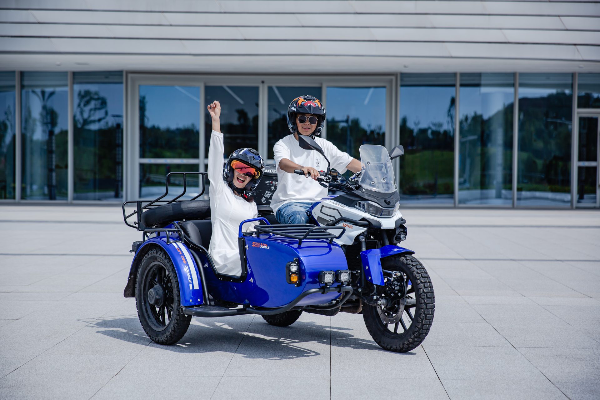 银钢SUV500二代（蓝色）骑行实拍（8）